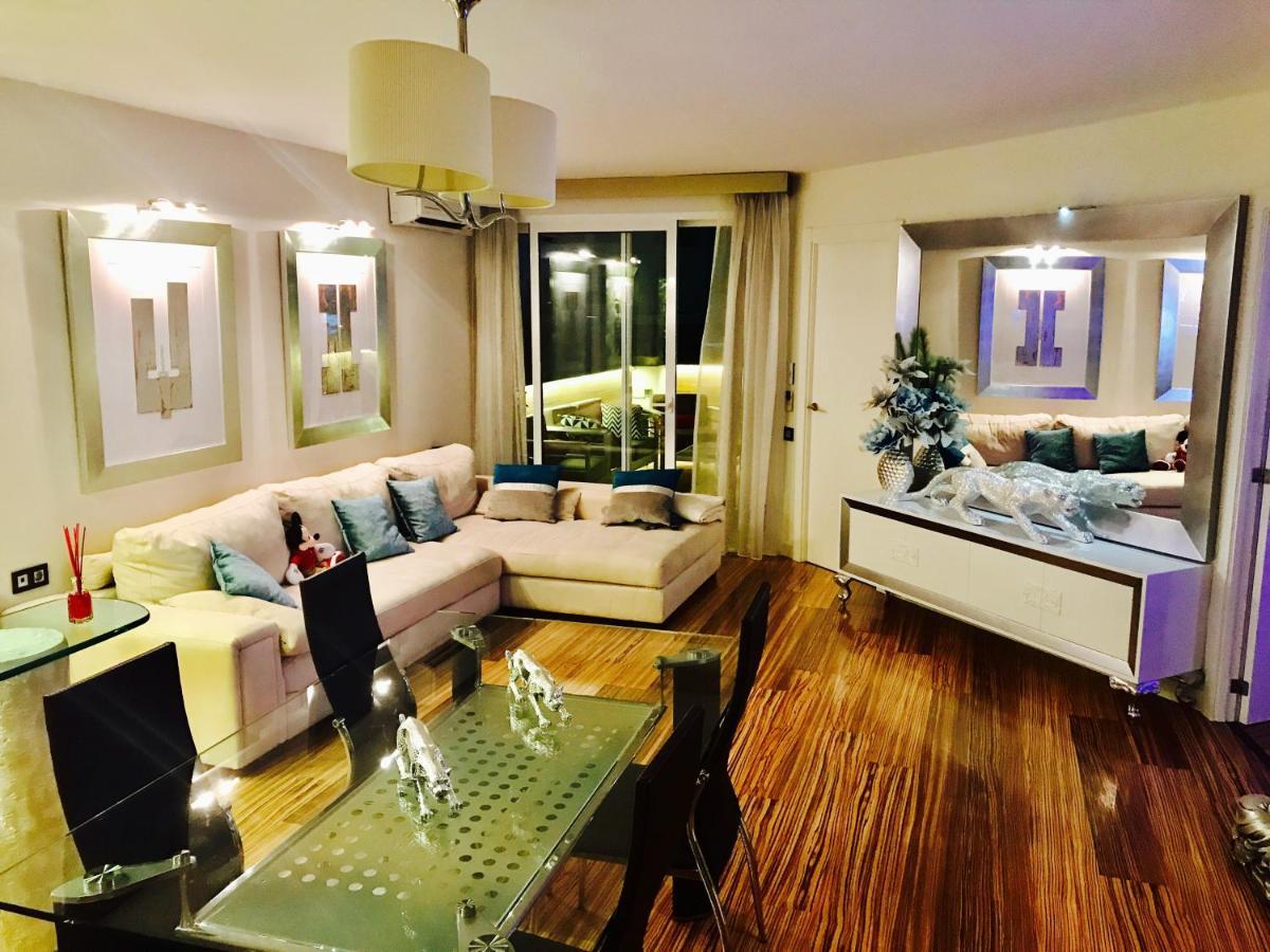 Luxury Apartament In Marina Benalmádena Buitenkant foto